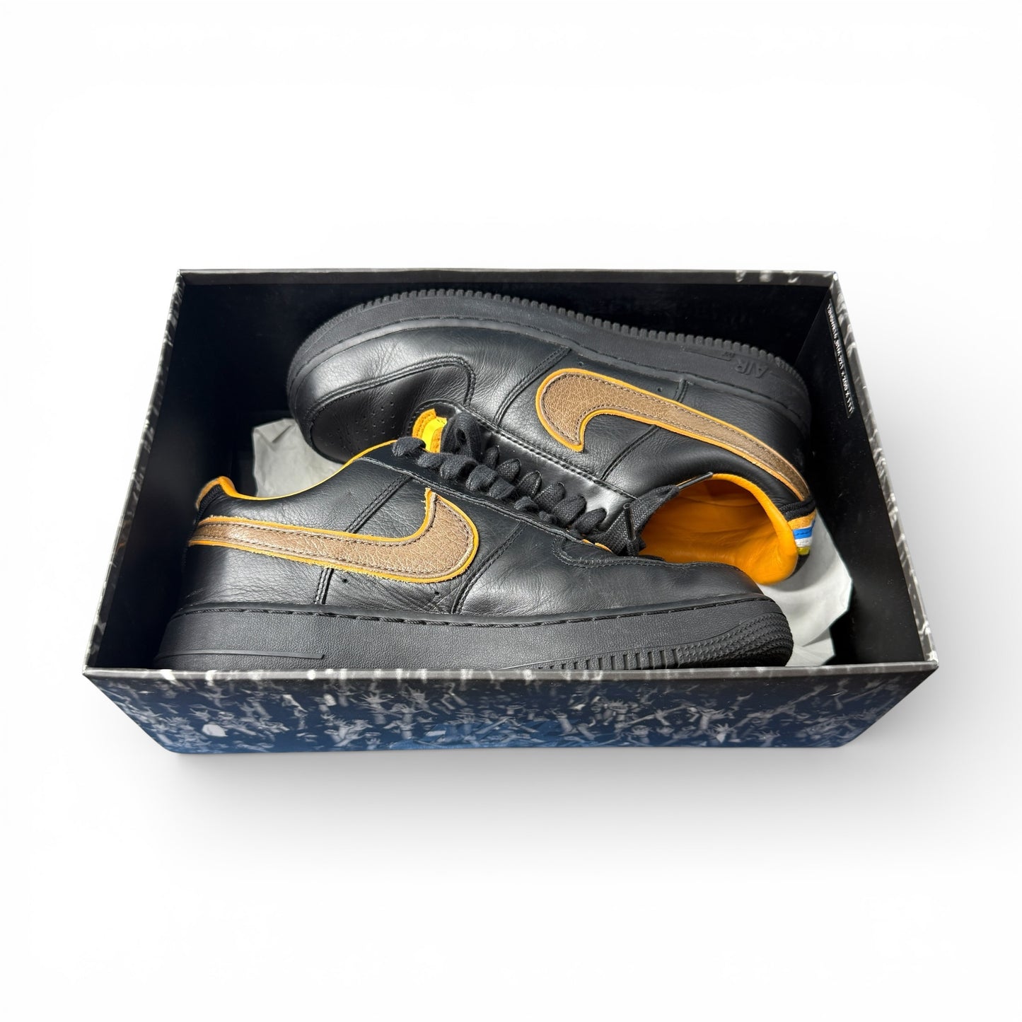 【NIKE × R.T】ナイキ × リカルド・ティッシ " AIR FORCE 1 LOW " スニーカー
