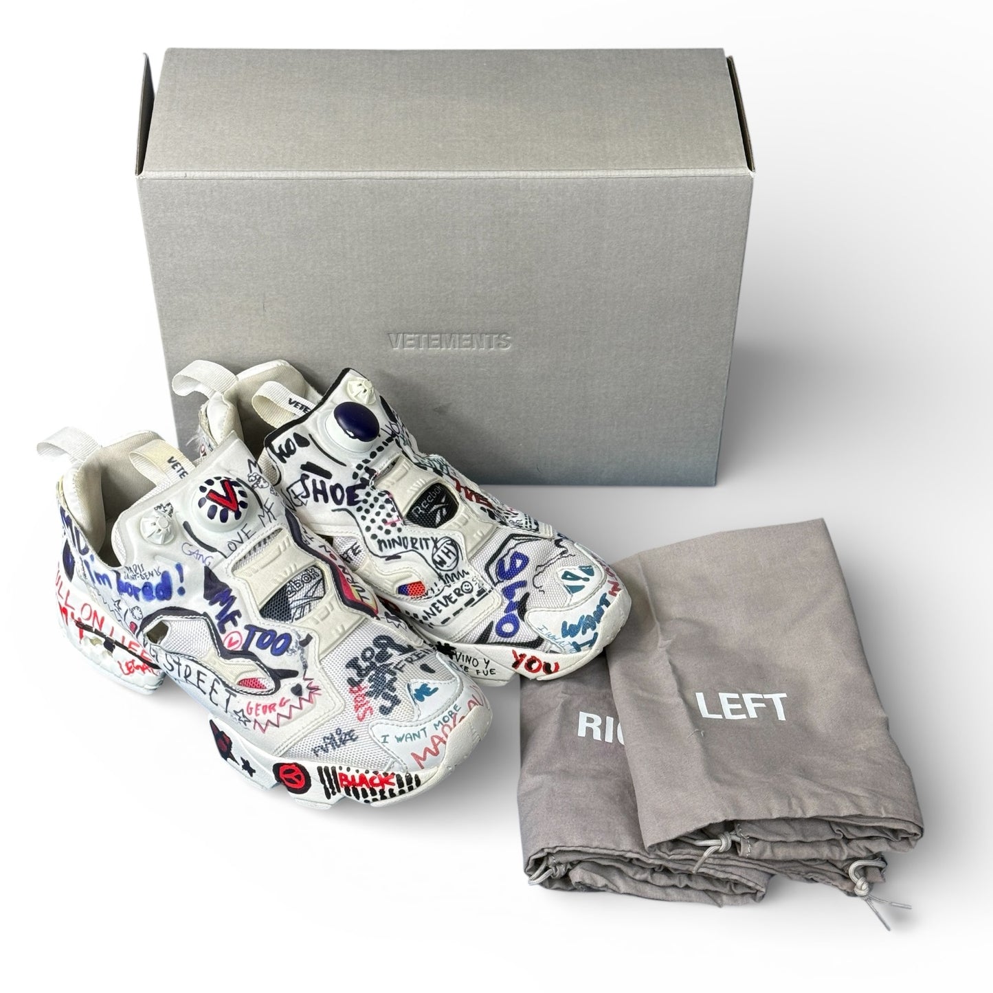 【VETEMENTS × Reebok】ヴェトモン × リーボック Instapump Fury "Graffiti" スニーカー