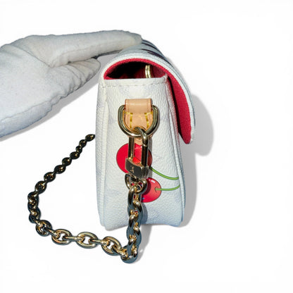 【LOUIS VUITTON】ルイ・ヴィトン "LV x TM ウォレット オン チェーン アイビー" アクセサリーポーチ