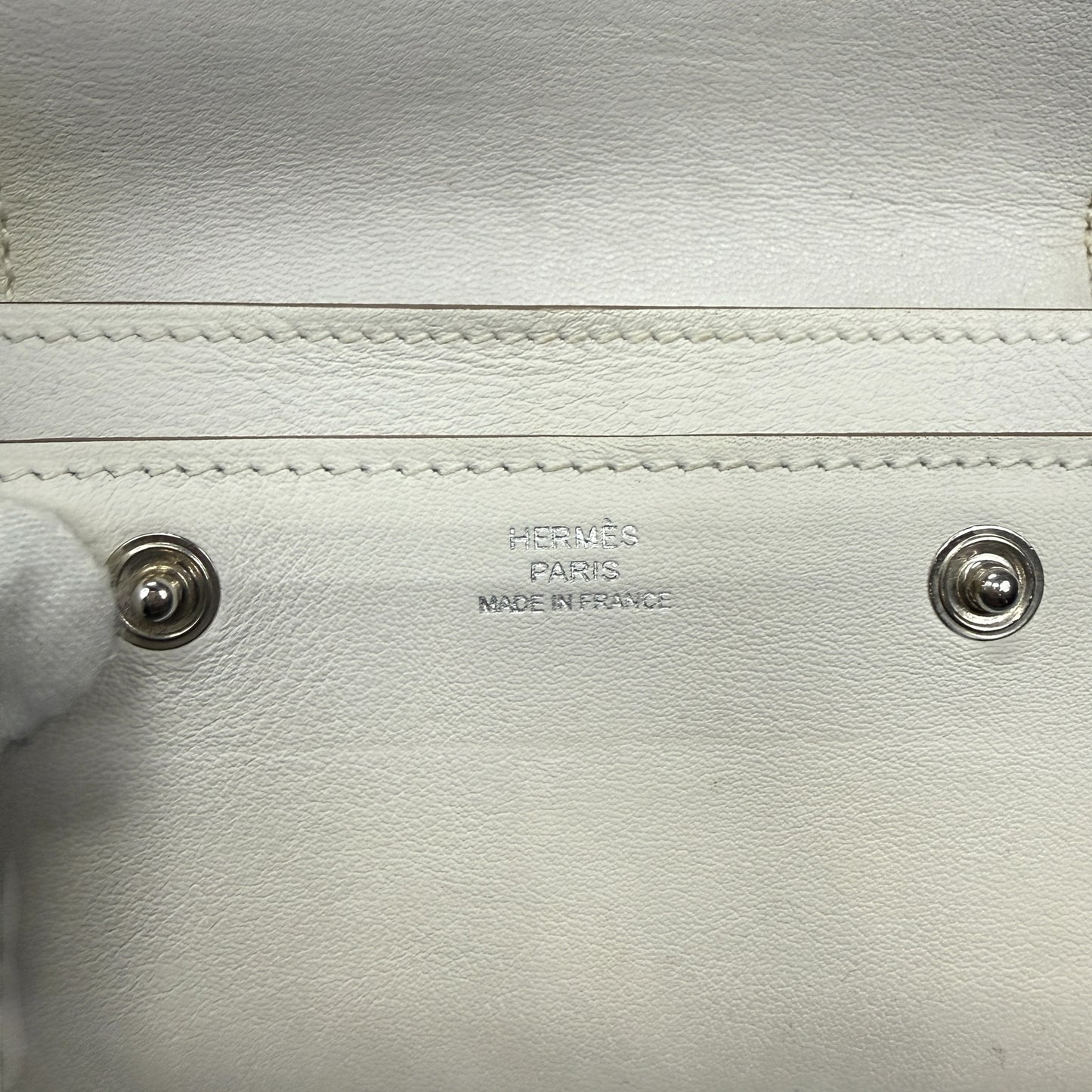 【HERMES】エルメス "エルメスナップ" カードケース 2024年製造 クレ (Craie)