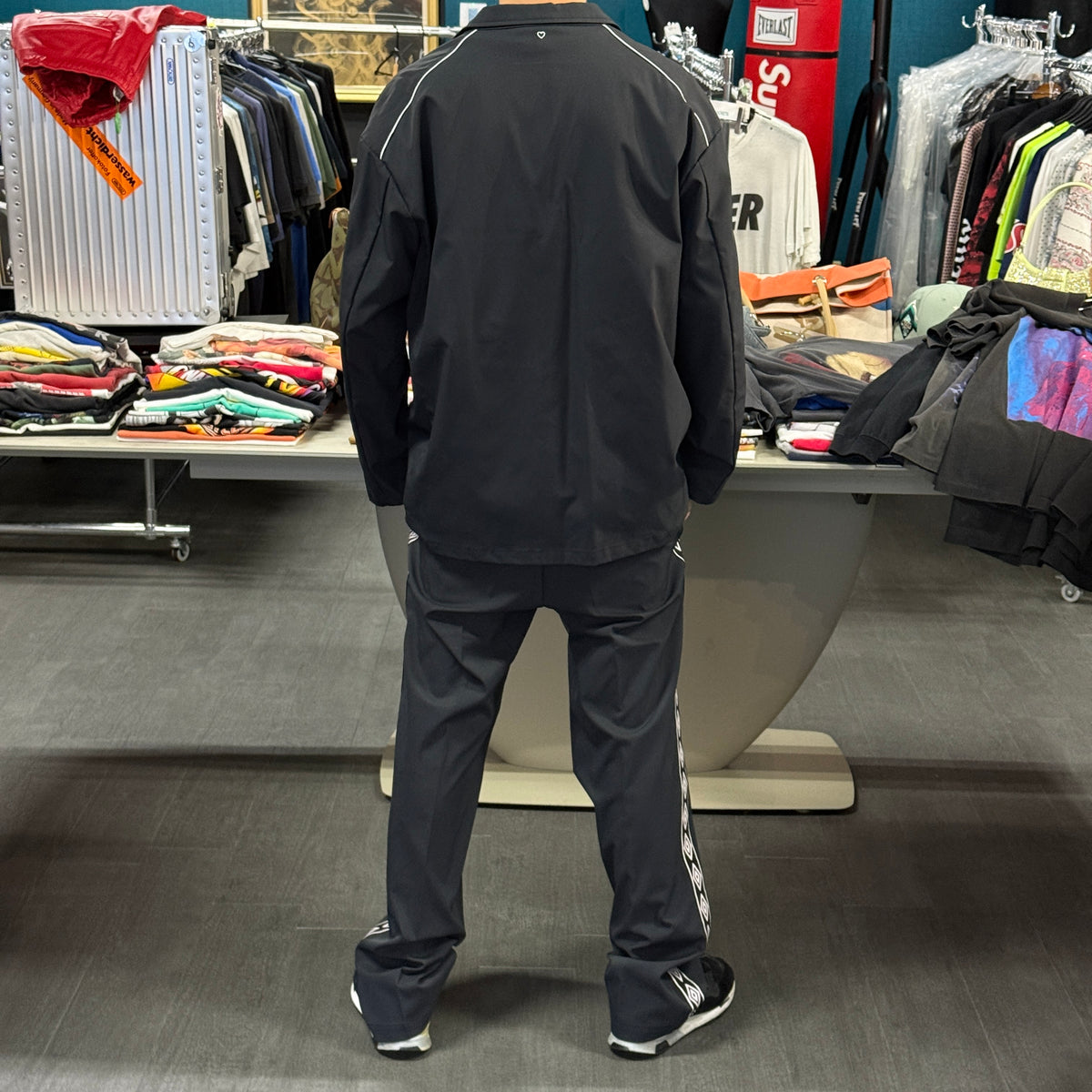【UMBRO×BASICKS】アンブロ×ベイシックス 23ss "UMBRO TAPE SPORT SLACKS" スラックス