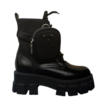 【PRADA】プラダ モノリス ポーチ付 ブーツ