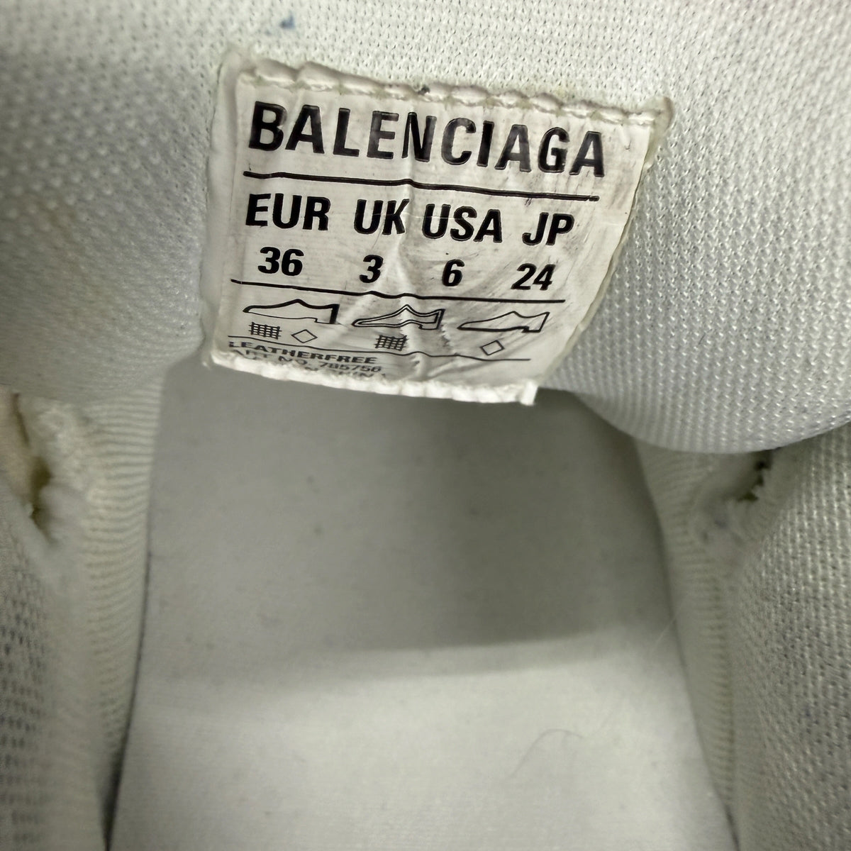 【BALENCIAGA】バレンシアガ "CARGO SNEAKER"