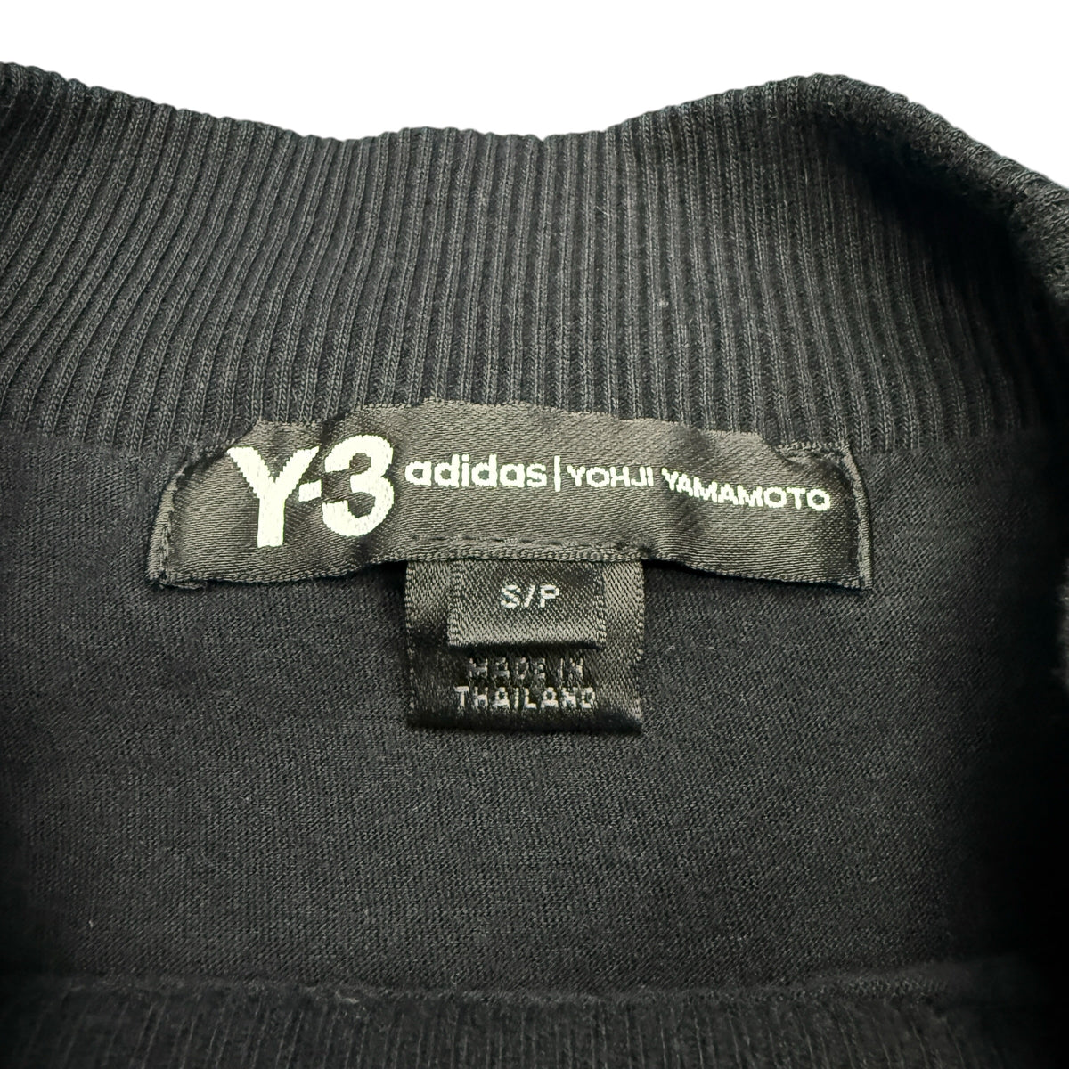 【Y-3】ワイスリー "STACKED LOGO LAYERED MOCK NECK" Tシャツ