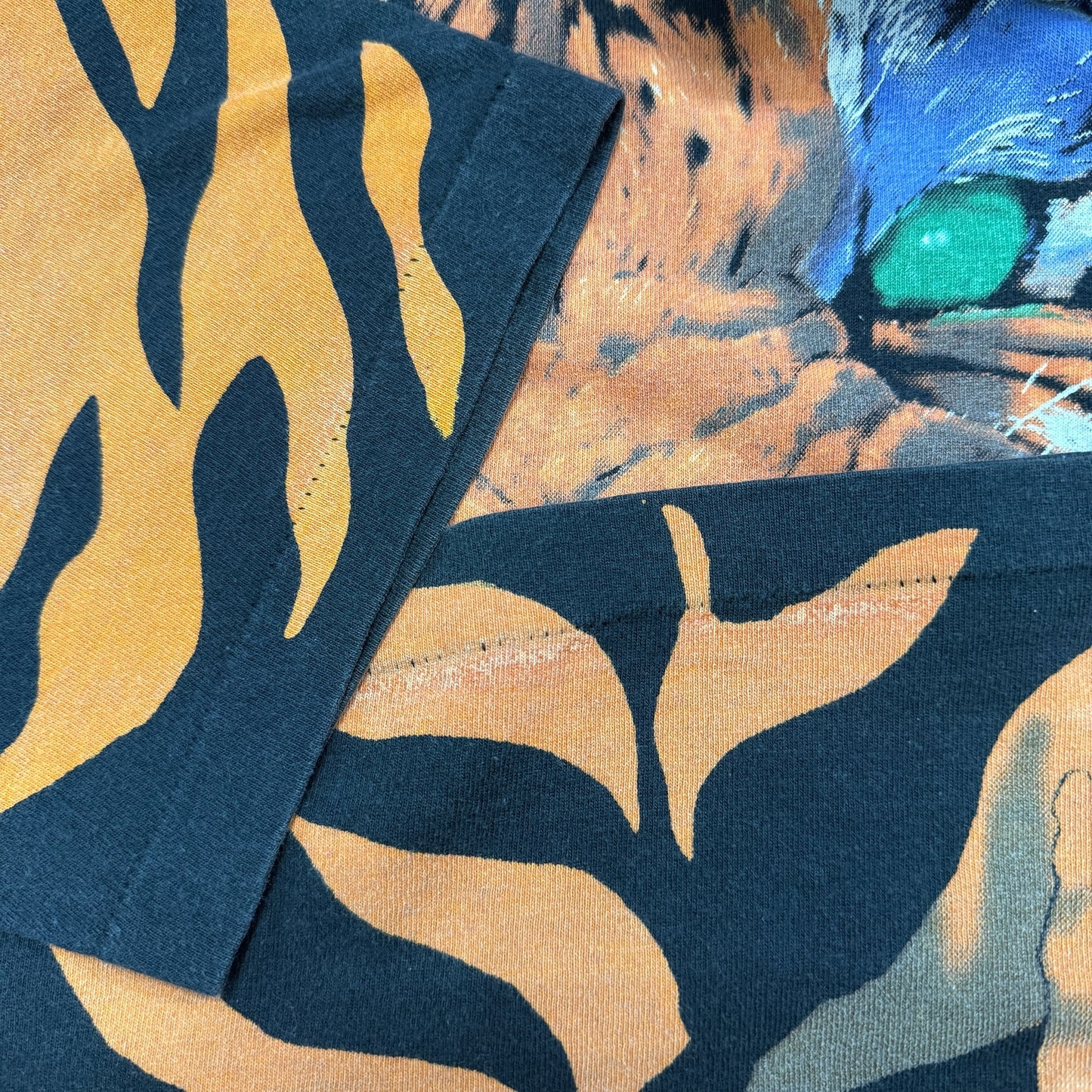 【LIQUID BLUE】リキッド・ブルー "TIGER" 90's Vintage Tシャツ