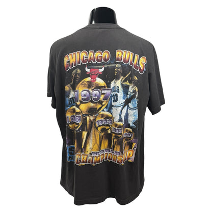【CHICAGO BULLS】シカゴ・ブルズ "1997 NBA CHAMPIONS" 90's Rap Tシャツ