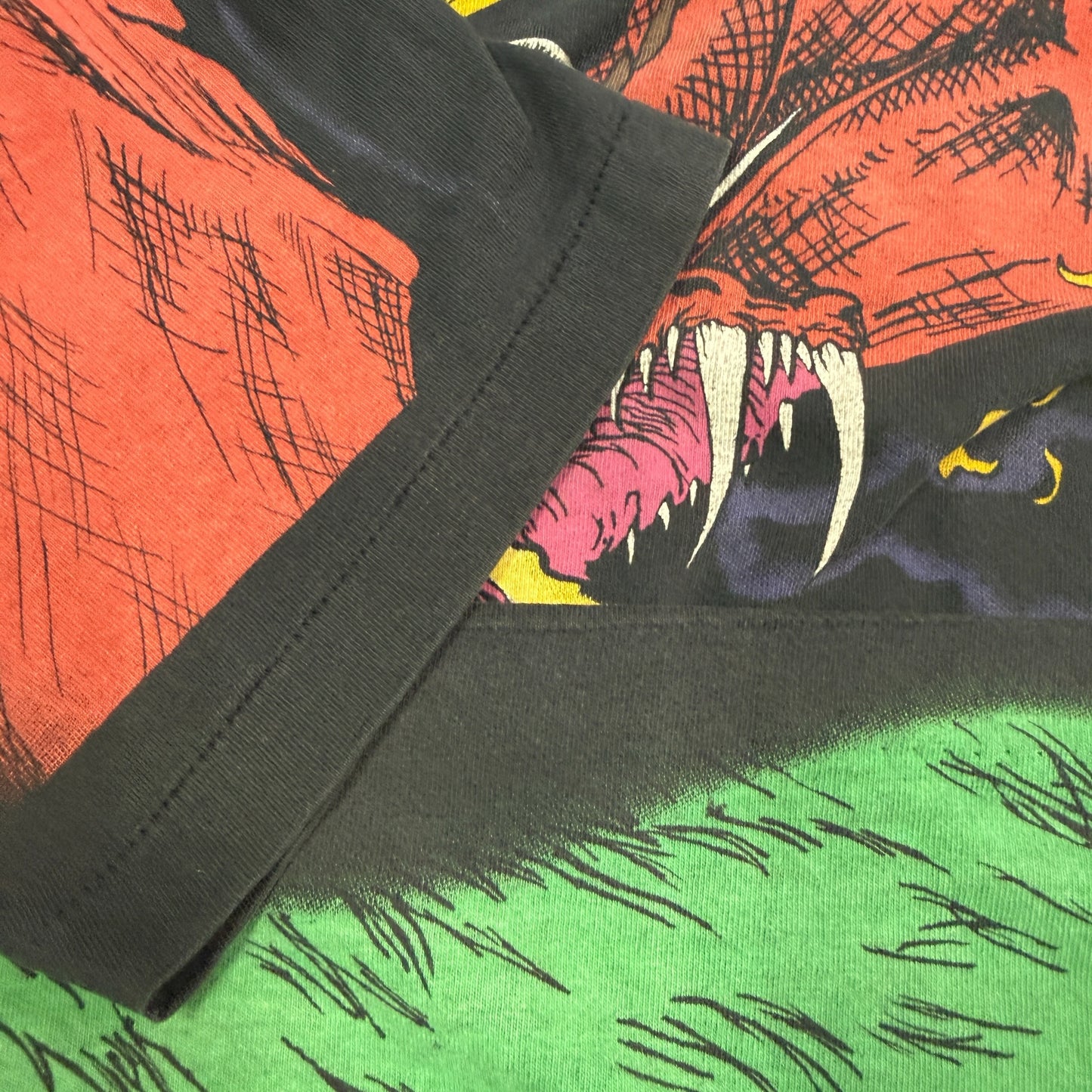 【LIQUID BLUE】リキッド・ブルー "DRAGON & KNIGHT" 90's Vintage Tシャツ