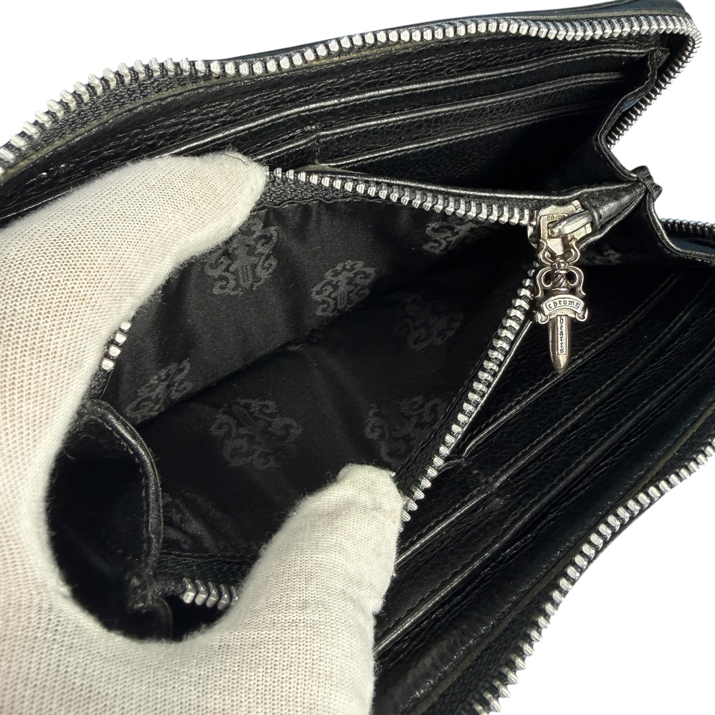 【CHROME HEARTS】クロムハーツ "REC F ZIP ピラミッドプラス" ラウンドファスナー 長財布