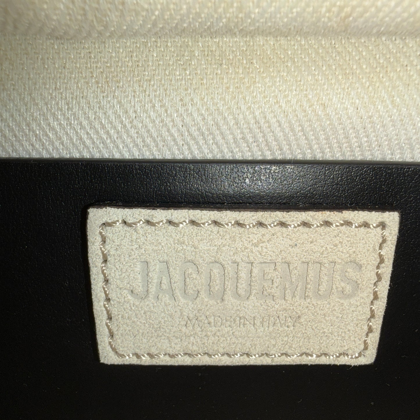 【JACQUEMUS】ジャックムス レザーバケット ショルダーバッグ JM211BA10211