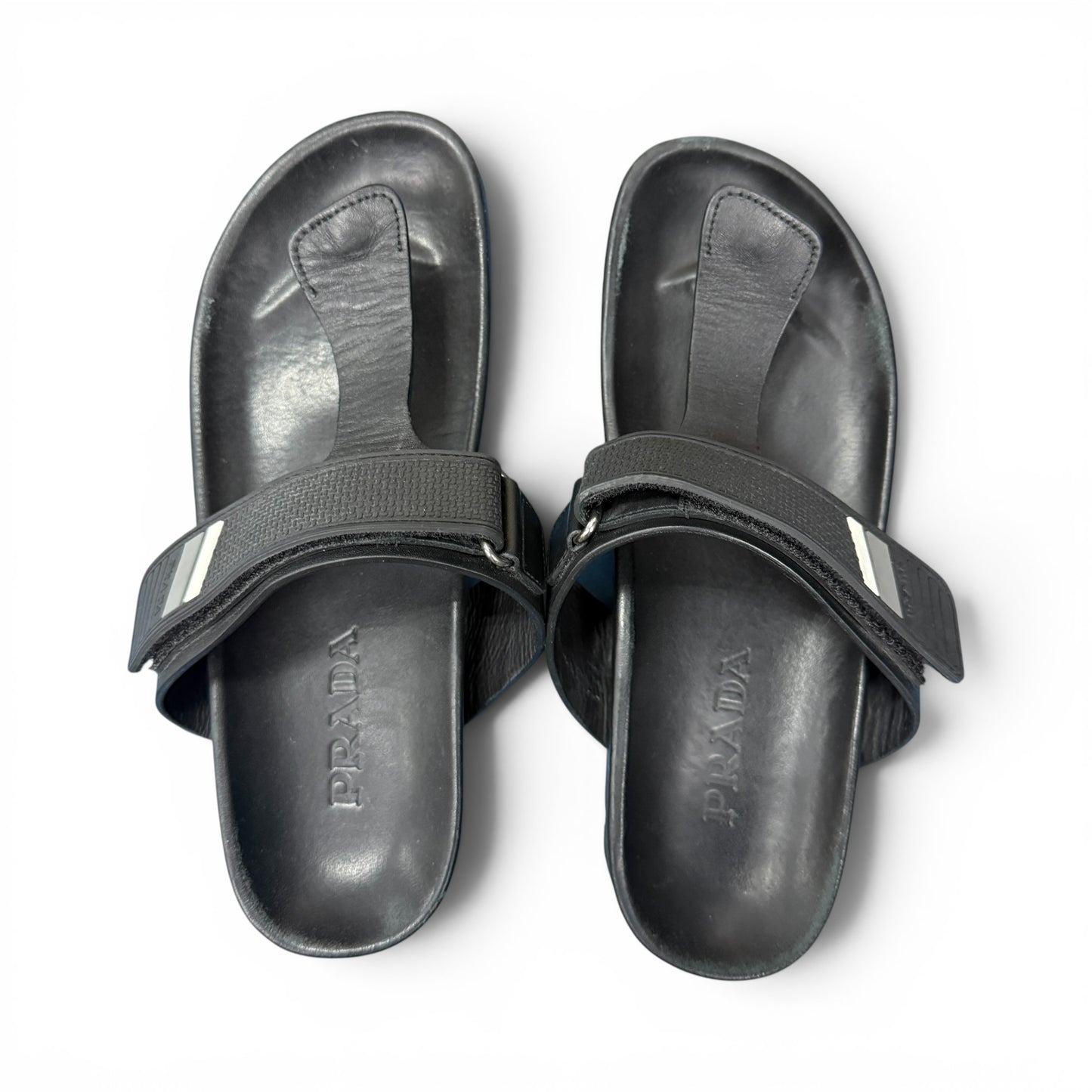 【PRADA】プラダ "2Y3013 ラバーロゴ" レザートングサンダル