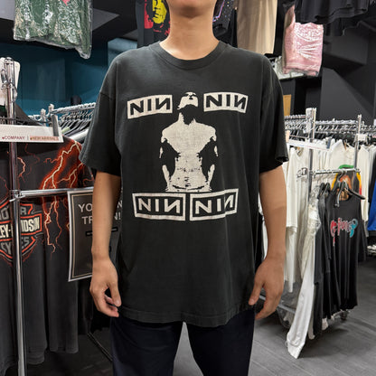 【NINE INCH NAILS】ナイン・インチ・ネイルズ "マルチロゴ & シルエット" 90's Vintage Tシャツ