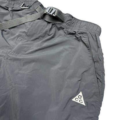 【NIKE ACG】ナイキ エーシージー "ORB WEAVER" オーバーサイズド ショートパンツ