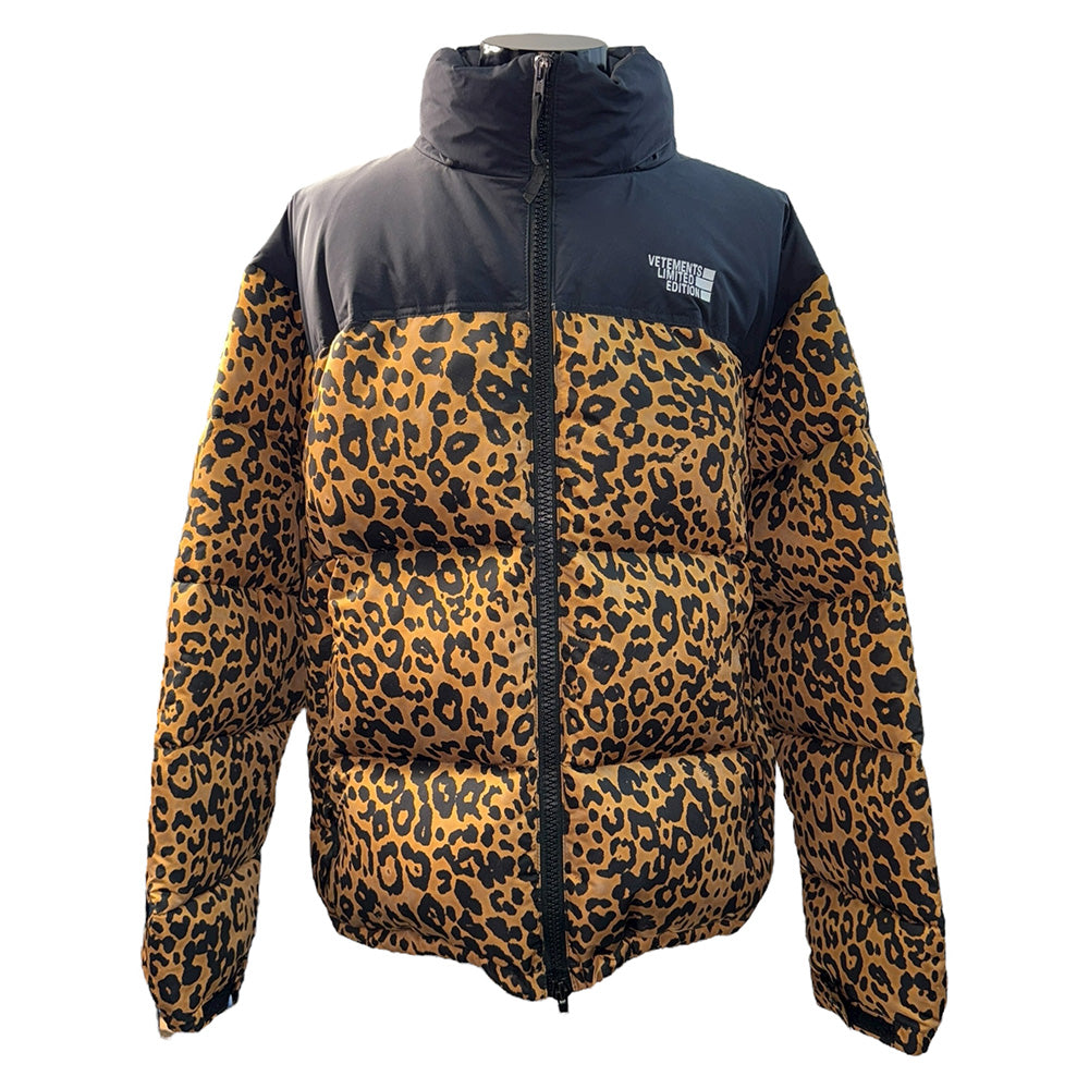 [VETEMENTS] Vetements down jacket