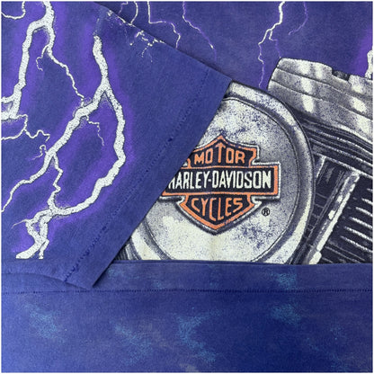 【HARLEY DAVIDSON Thunder & Lightning V-Twin Engine】ハーレーダビッドソン サンダー & ライトニング Vツイン エンジン （パープル）Tシャツ XL相当