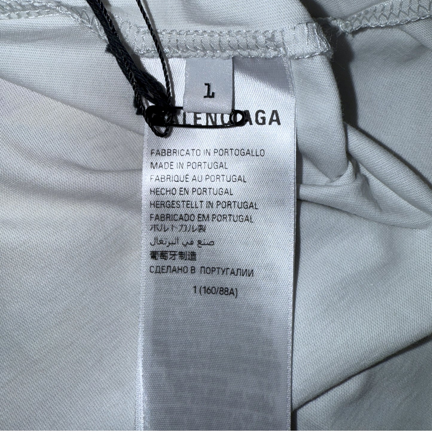 [BALENCIAGA] Balenciaga "Basketball Sneaker" T-shirt