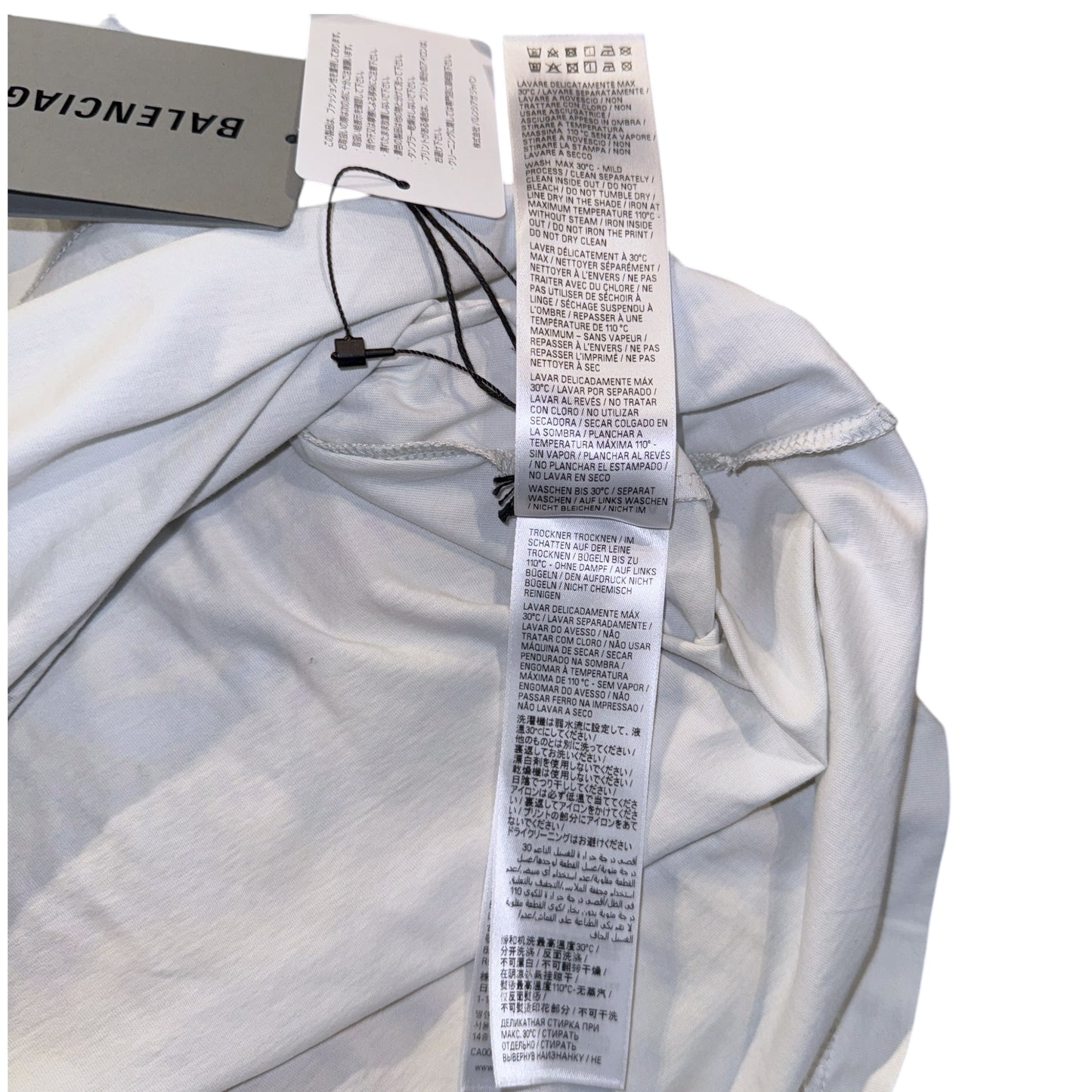 [BALENCIAGA] Balenciaga "Basketball Sneaker" T-shirt