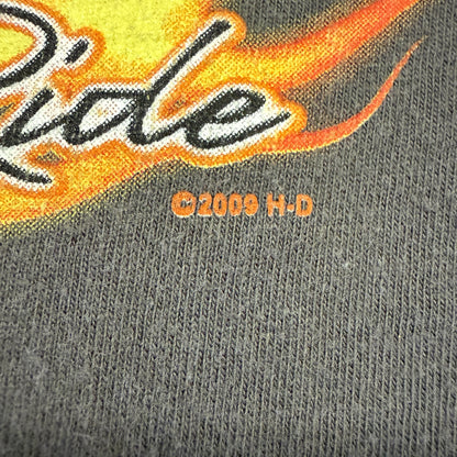 [HARLEY DAVIDSON] Harley-Davidson One Hot Ride 2009 Copyright Long Sleeve T-Shirt, Size L