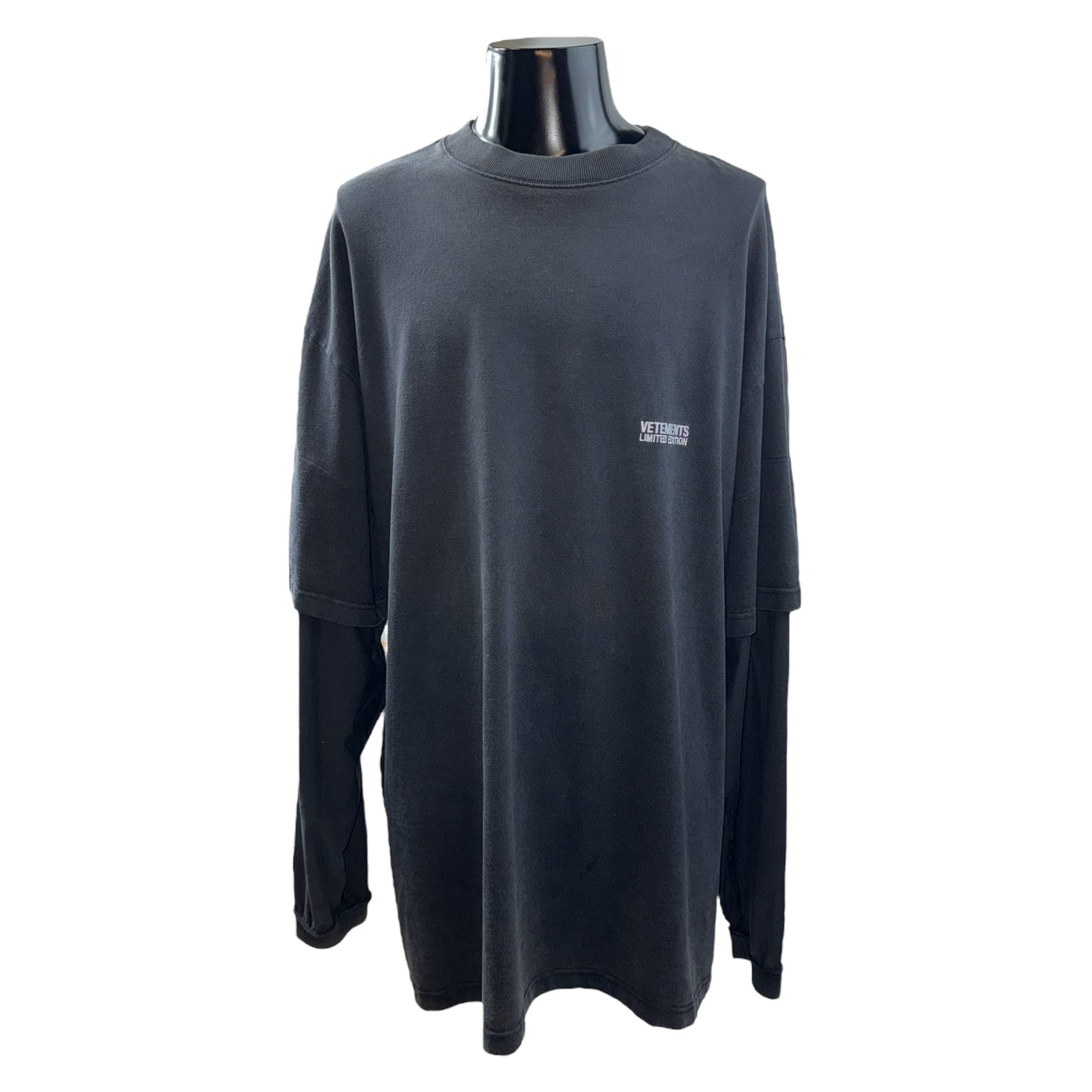 [VETEMENTS] VETEMENTS LIMITED EDITION Layered Design Long Sleeve T-Shirt