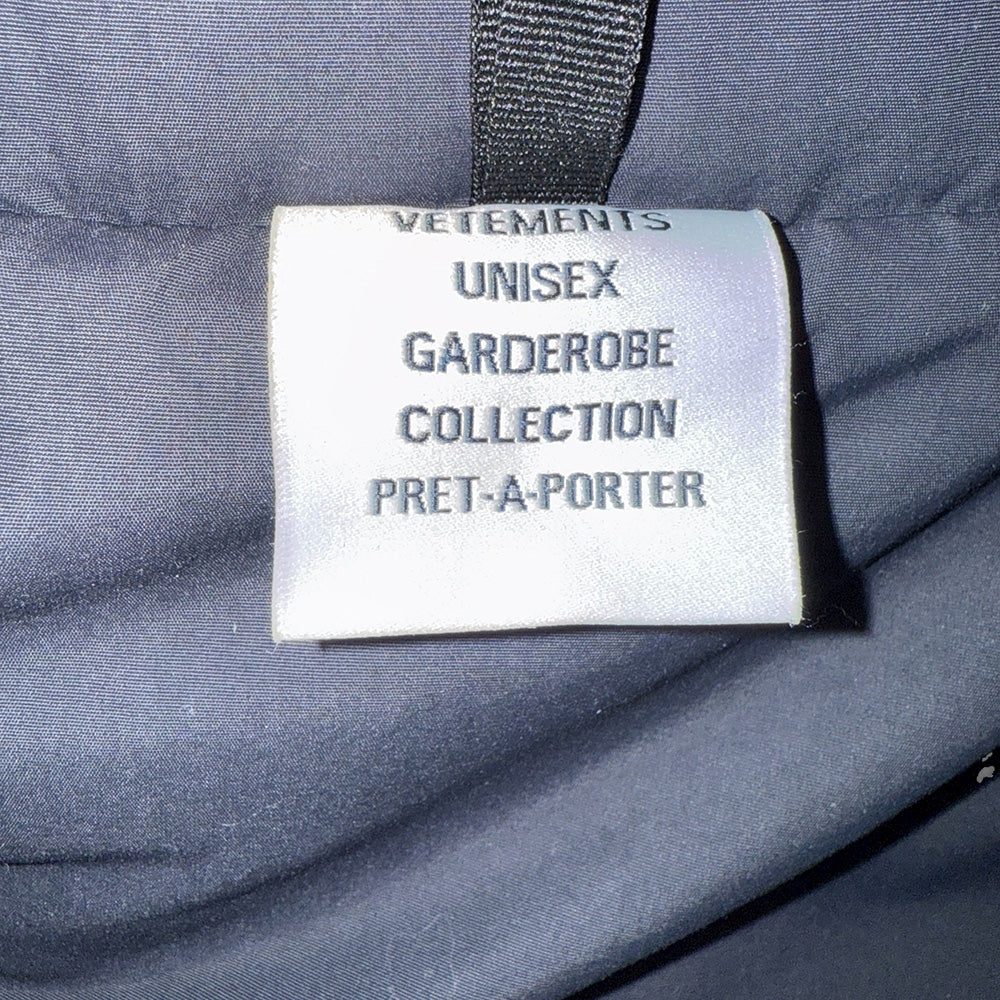 [VETEMENTS] Vetements down jacket