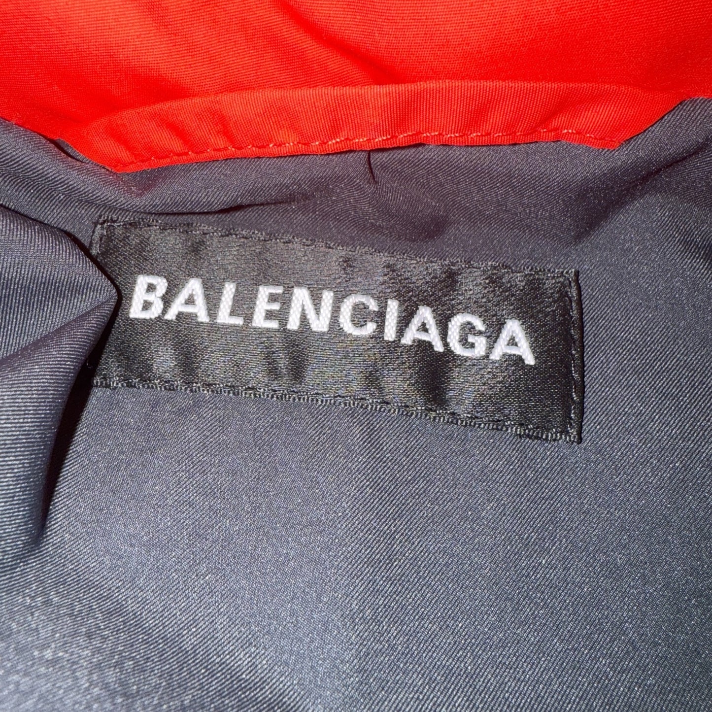 [BALENCIAGA] Balenciaga “FOOTBALL PRINT” logo down jacket