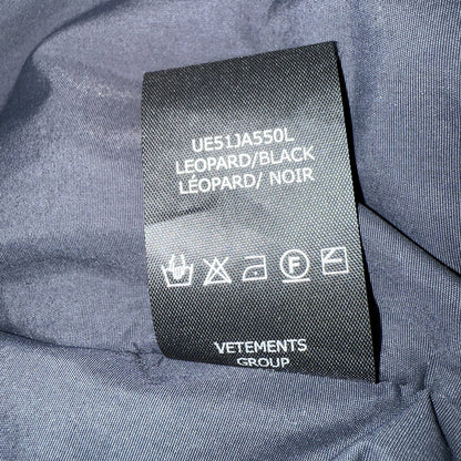 [VETEMENTS] Vetements down jacket