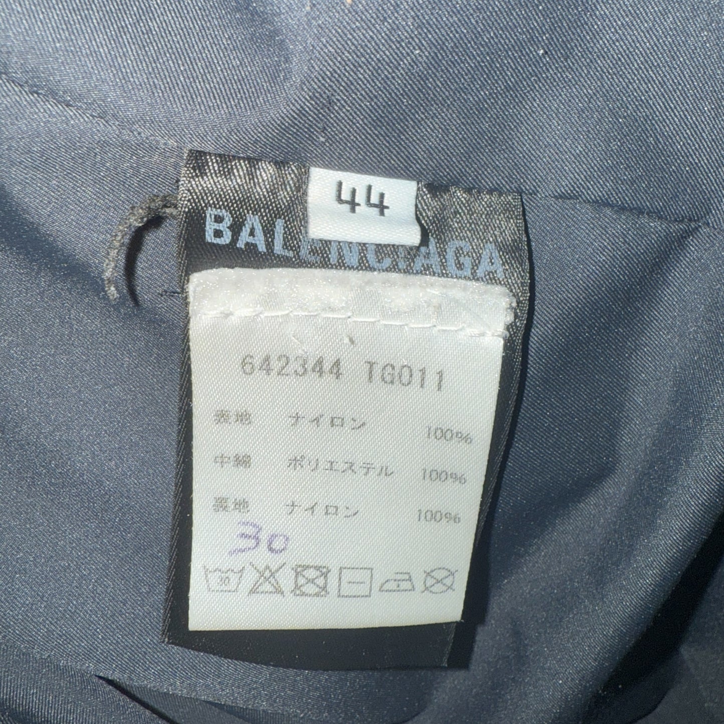 [BALENCIAGA] Balenciaga “FOOTBALL PRINT” logo down jacket