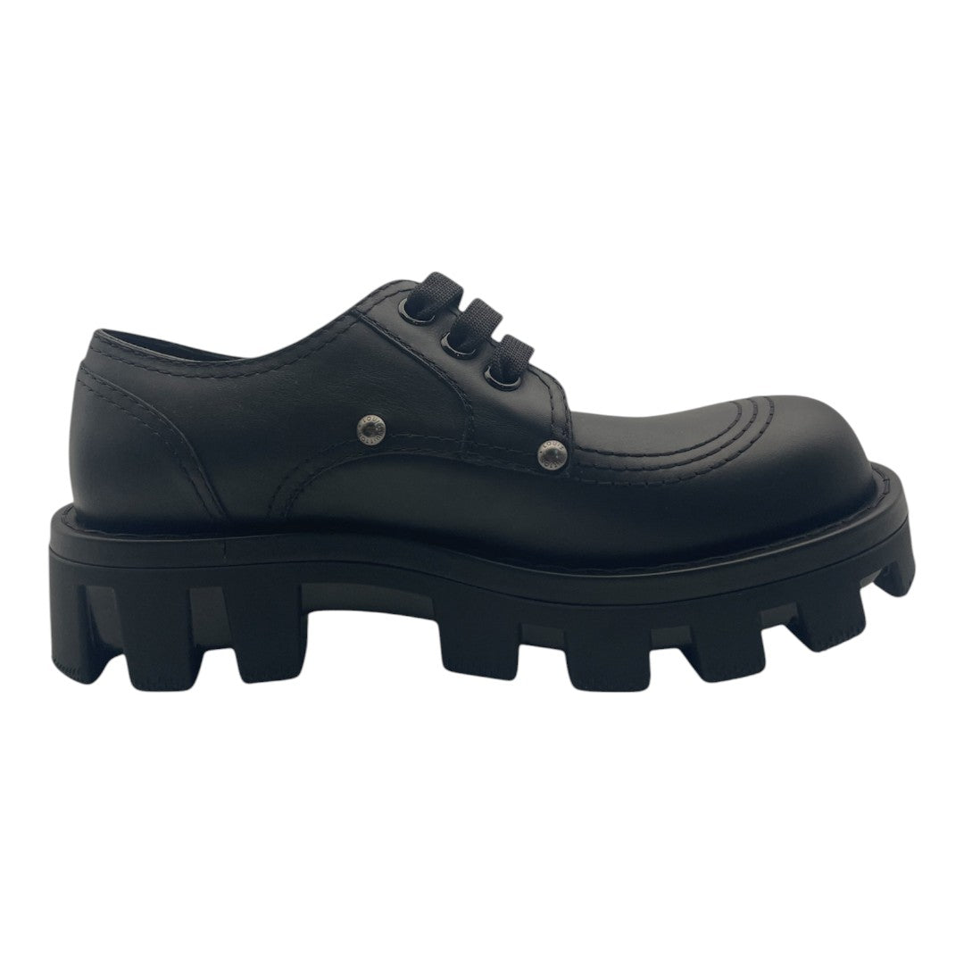 LOUIS VUITTON: Louis Vuitton LV Checker Derby Loafers (Black)