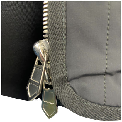 [HERMES] Hermes padded quilted jacket with H-pattern stitching and no collar, gray and pink