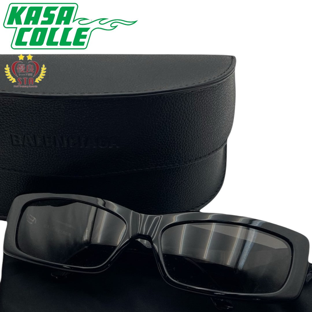 BALENCIAGA Oversized Rectangular Sunglasses (Black)