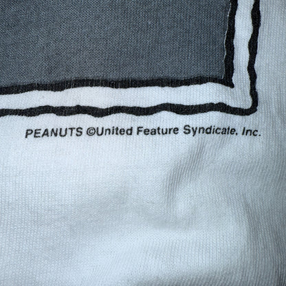[PEANUTS] Snoopy "JOE COOL" Sunglasses Graphic T-shirt